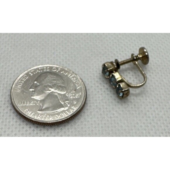 Vintage Rhinestone Light Blue Silver Tone Screw Back Earrings 1960s Retro - Picture 6 of 8